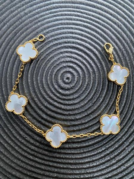 VAN CLEEF & ARPELS 5 Motif Turquoise Alhambra 18K Yellow Gold Bracelet –  Dandelion Antiques