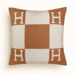 H pillow in brown