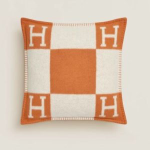 H pillow orange